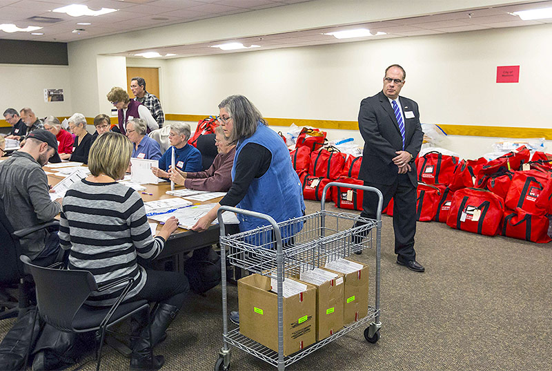 © APA/AFP/Getty Images/Andy Manis Neuauszählung der US-Wahl 2016 in Dane County, Wisconsin