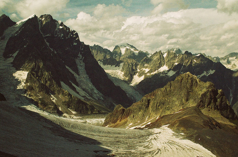 © David Tiefenthaler Landschaftsansicht von Swanetien in Georgien