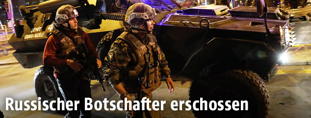 Einsatzkräfte in Ankara