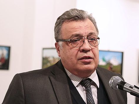 © APA/AP/Burhan Ozbilici Andrei Karlow