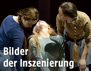 Szene aus Arthur Millers "Hexenjagd"