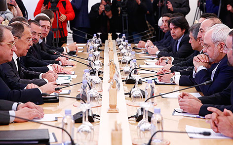 Sergei Lavrov, Mevlut Cavusoglu und Mohammad Javad Zarif