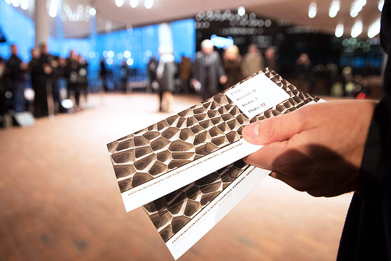 © APA/AFP/Christian Charisius Eintrittskarten für die Elbphilharmonie in Hamburg