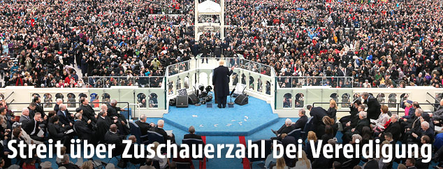 US-Pr&auml;sident Trump vor Tausenden Besuchern