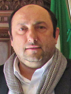 © Giorgio Frassineti unter cc-by-sa 4.0 Giorgio Frassineti (Bürgermeister von Predappio)