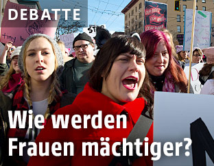 Frauen auf einer Demonstration