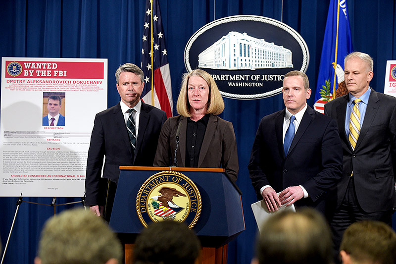 © APA/AP/Susan Walsh Chefanklägerin Mary McCord, Ankläger Brian Stretch, FBI Direktor Paul Abbate, und der Leiter des Büros für Äußeres, Vaughn Ary
