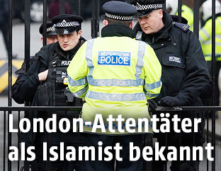 Polizisten in London