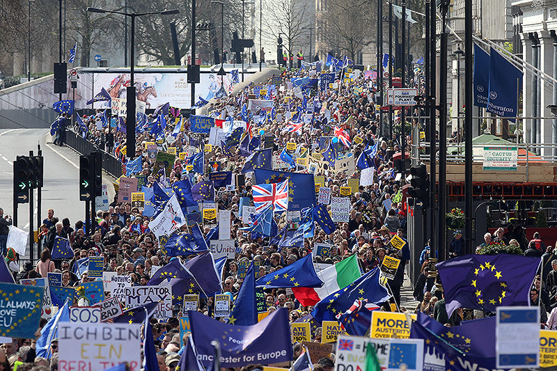 © Reuters/Paul Hackett Demo in London