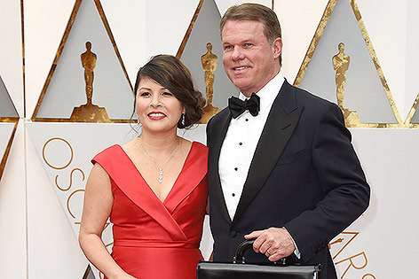 © APA/AP/Invision/Jordan Strauss Martha L. Ruiz und Brian Cullinan