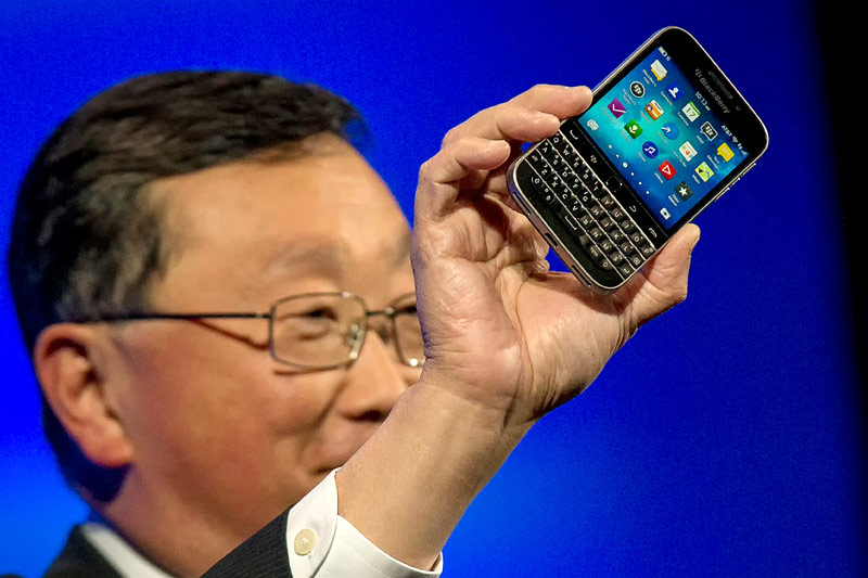 © Reuters/Brendan McDermid BlackBerry CEO John Chen