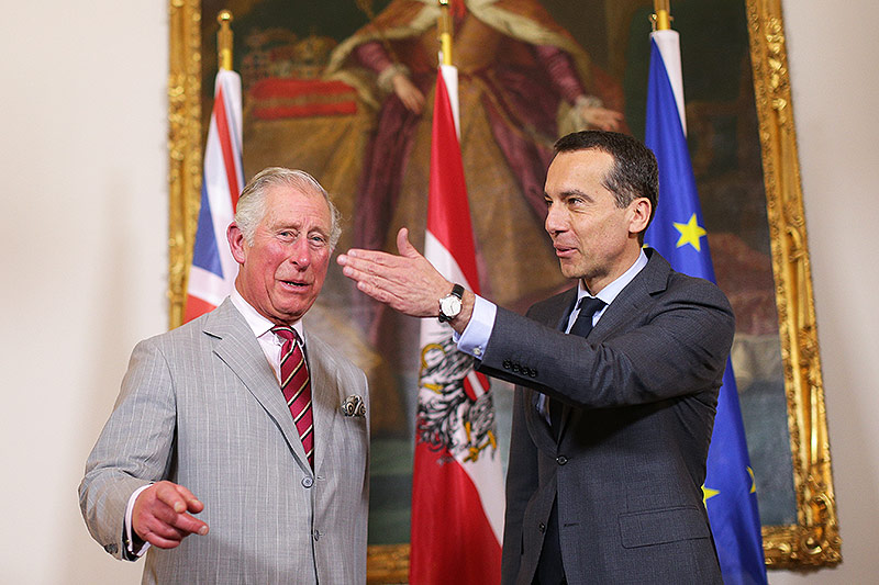 © APA/Georg Hochmuth Der britische Thronfolger Prinz Charles und Bundeskanzler Christian Kern
