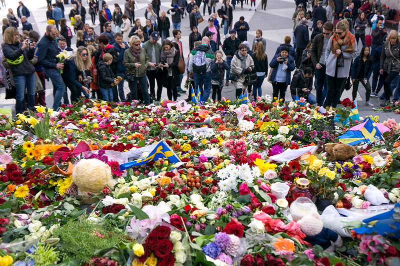 © APA/AFP/Jonathan Nackstrand Trauerbekundung in Stockholm