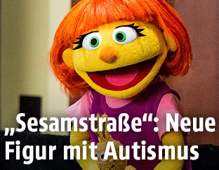 Figur Julia aus der Sesamstraße