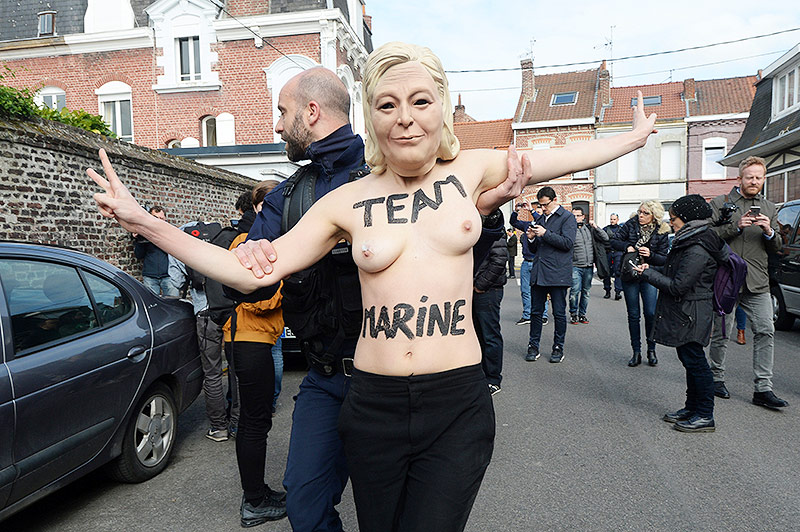 Demonstrantin
