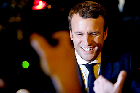 © Reuters/Christian Hartmann Emmanuel Macron
