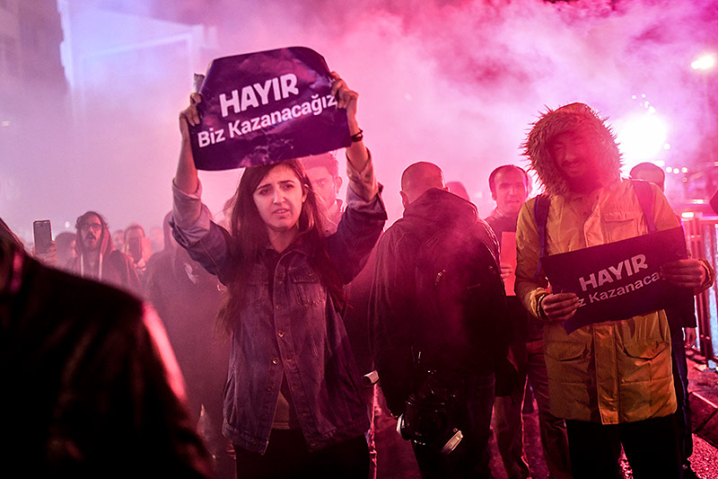 © APA/AFP/Bulent Kilic Proteste in Istanbul