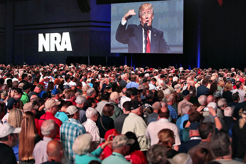 © APA/AFP/Getty Images/Scott Olson Rede von US-Präsident Donald Trump vor NRA-Mitgliedern