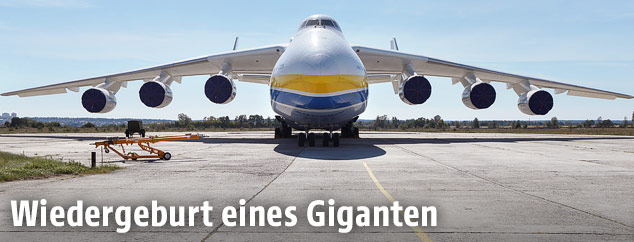 Flugzeug Antonov 225