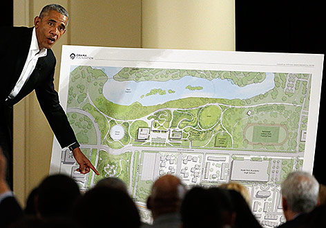 © AP/Nam Y. Huh Ex-US-Präsident Barack Obama präsentiert Präsidentenbibliothek