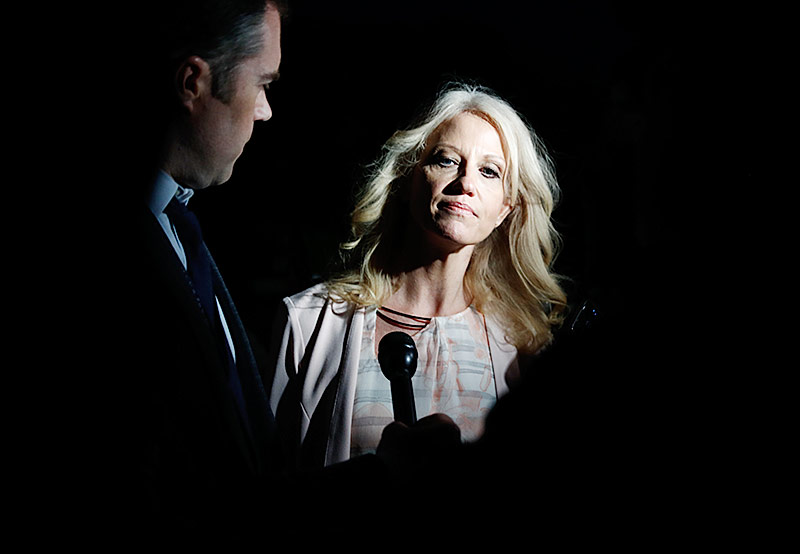 © AP/Carolyn Kaster Trumps Beraterin Kellyanne Conway wird interviewt