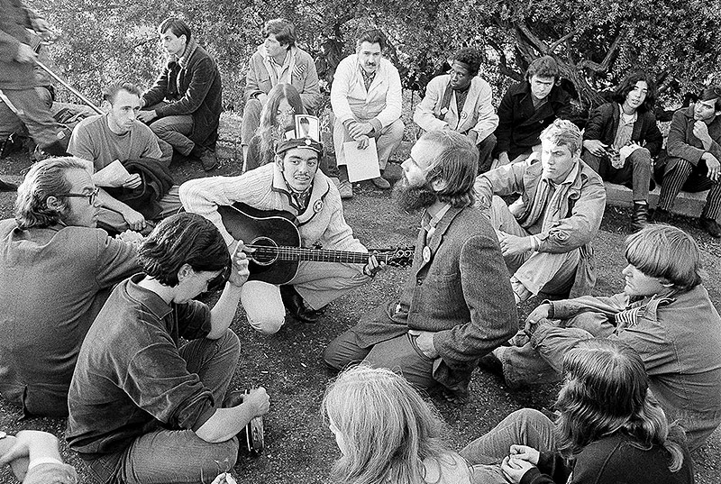 © AP Menschen in Haight-Ashbury 1967, San Francisco
