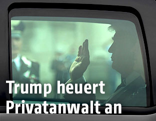 Donald Trump in einem Auto