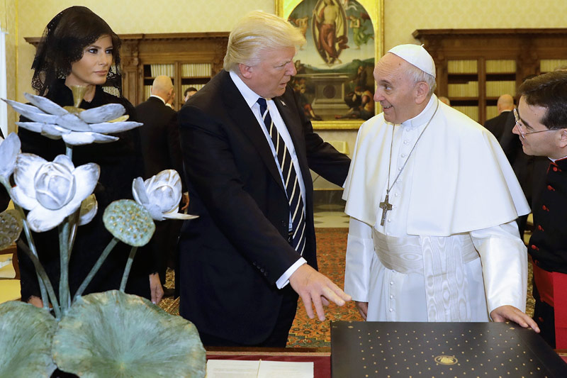© APA/AP/Alessandra Tarantino Eindrücke von Trumps Besuch im Vatikan