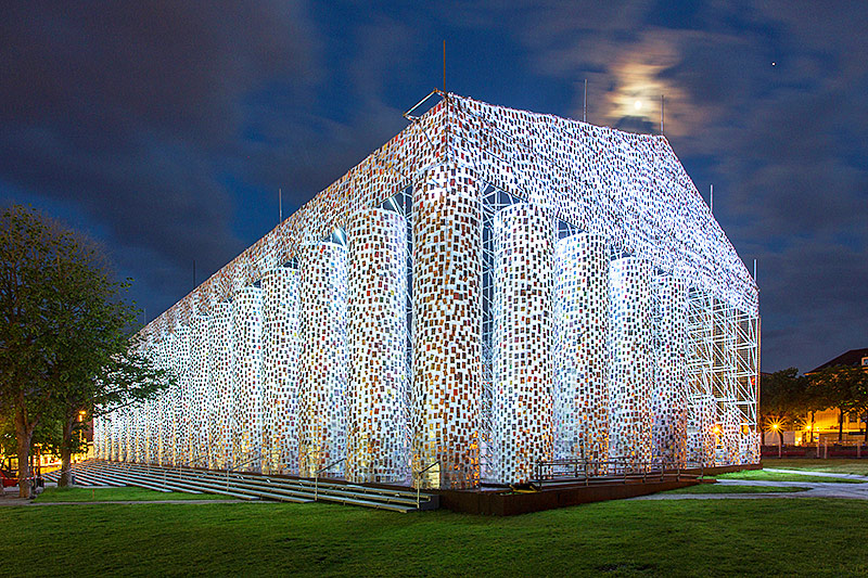 © Roman März Marta Minujin: The Parthenon of Books, Friedrichsplatz