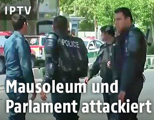 Polizisten in Teheran