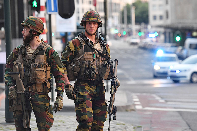 © APA/AP/Geert Vanden Wijngaert Soldaten