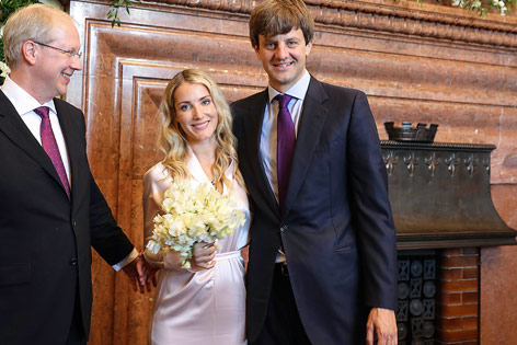 © APA/AFP/HAZ/Rainer Dröse Stefan Schostok, Ernst August von Hanover und seine Frau Ekaterina Malysheva