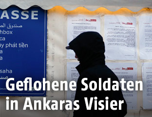 Silhouette eines Menschen in einem Asylzentrum