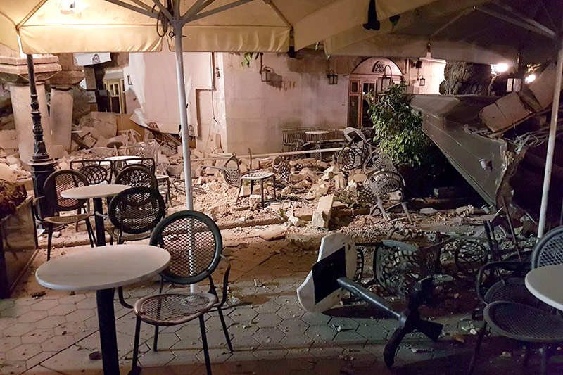 © APA/AP/Kalymnos-news.gr Beschädigtes Haus nach einem Beben