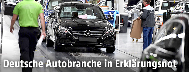 Auto in einem Mercedes-Benz-Werk