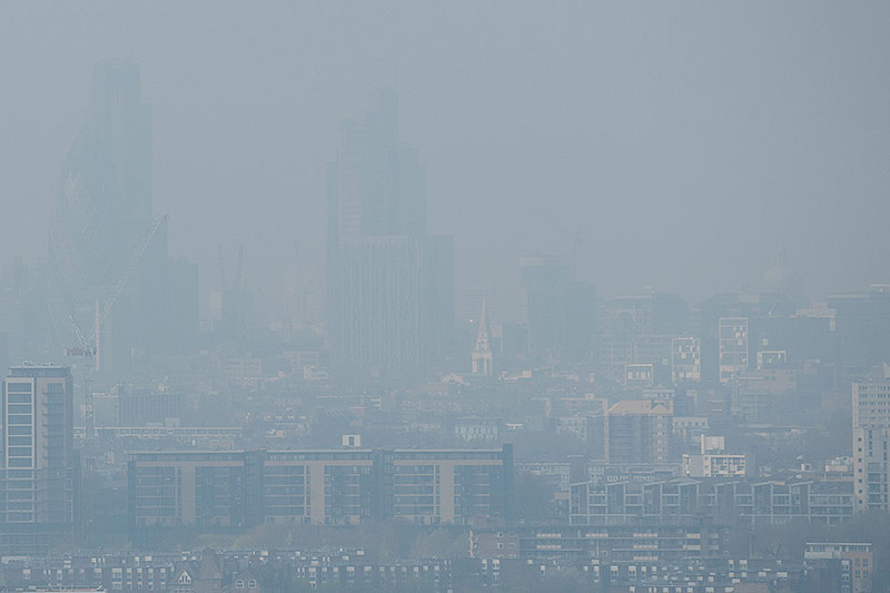 © APA/AFP/Leon Neal Verschmutzte Luft über London