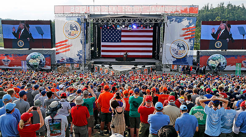 © APA/AP/Steve Helber Rede von US-Präsident Donald Trump beim Pfadfindertreffen in West Virginia