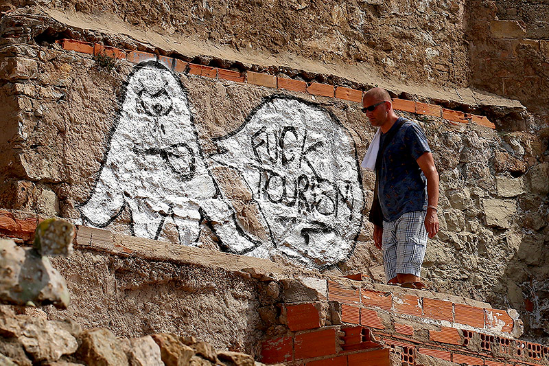 © Reuters/Albert Gea Anti-Tourismus-Graffiti in Barcelona