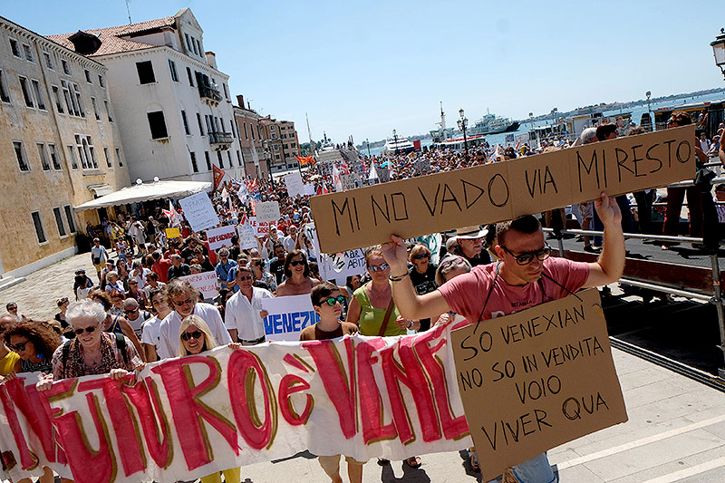 © Reuters/Manuel Silvestri Demo in Venedig gegen Tourismus