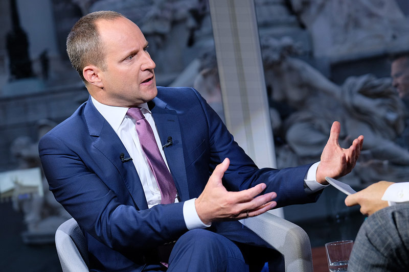 © ORF/Hans Leitner NEOS-Parteichef Matthias Strolz im ORF-"Sommergespräch" mit Tarek Leitner