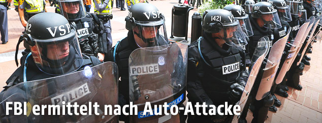 Einsatzkräfte bei Protesten in Charlottesville