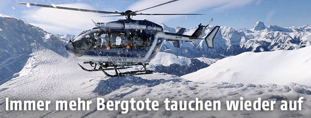 Hubschrauber am Gletscher