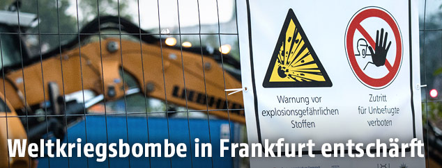 Warnschilder an Fundstelle