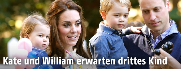 Herzogin Kate und Prinz William mit ihren Kindern