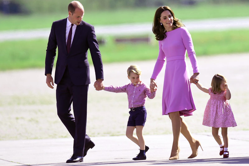 © AP Herzogin Kate und Prinz William mit ihren Kindern