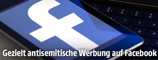 Facebook Logo auf einen Tablet
