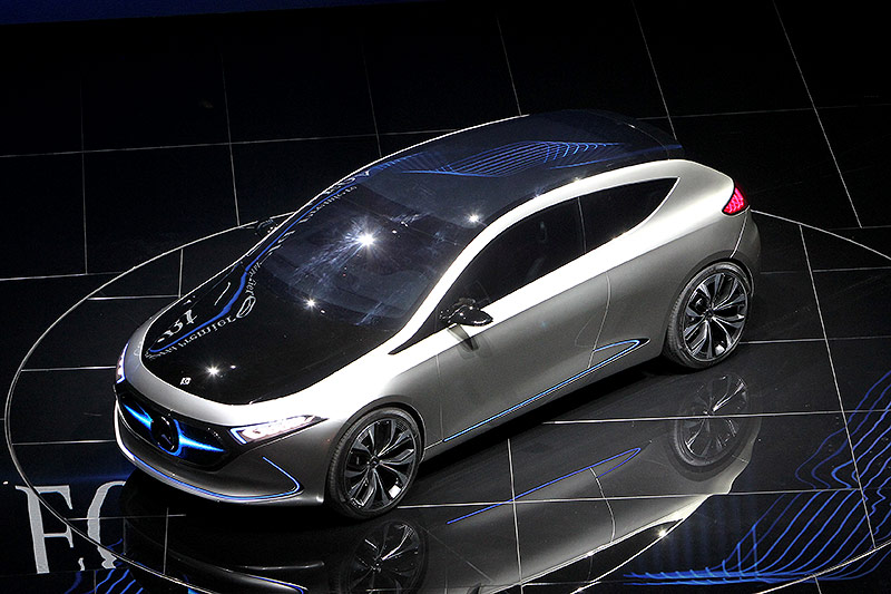 © APA/AFP/Daniel Roland Der Mercedes EQA auf der Internationalen Automobil-Ausstellung (IAA) in Frankfurt am Main