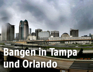 Dunkle Wolken über Orlando