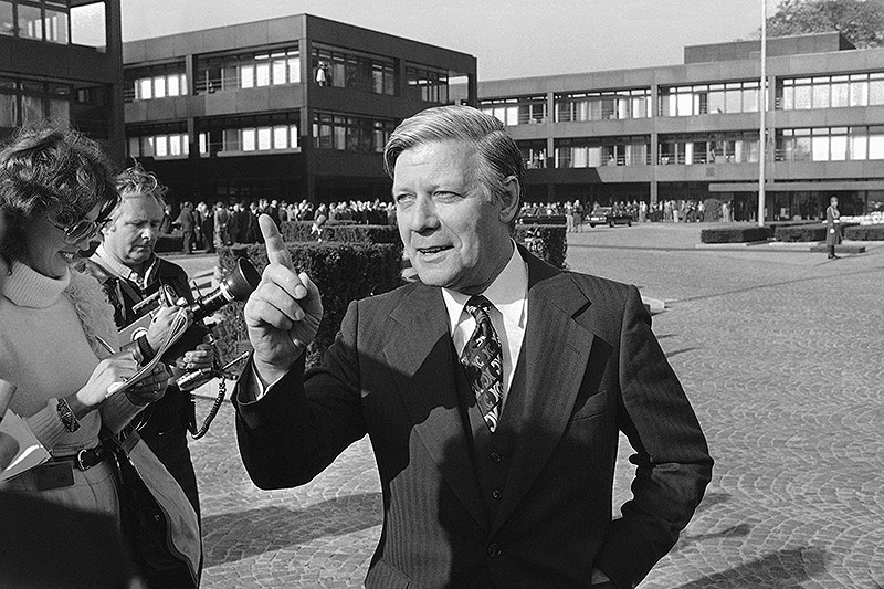 © AP/Fritz Reiss Kanzler Helmut Schmidt, 1977