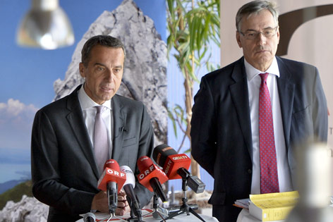 © APA/Herbert Neubauer Christian Kern und Andreas Staribacher